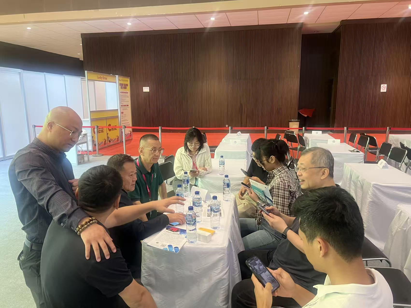 微信圖片_20251030195914_4_6.jpg 微信圖片_20251030195914_4_6.jpg